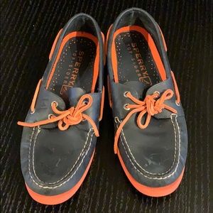 Two tone good shape sperry size 10